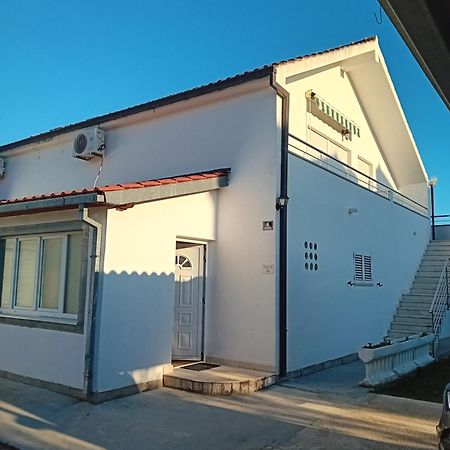 Apartmani Zokic Каштела Екстер'єр фото