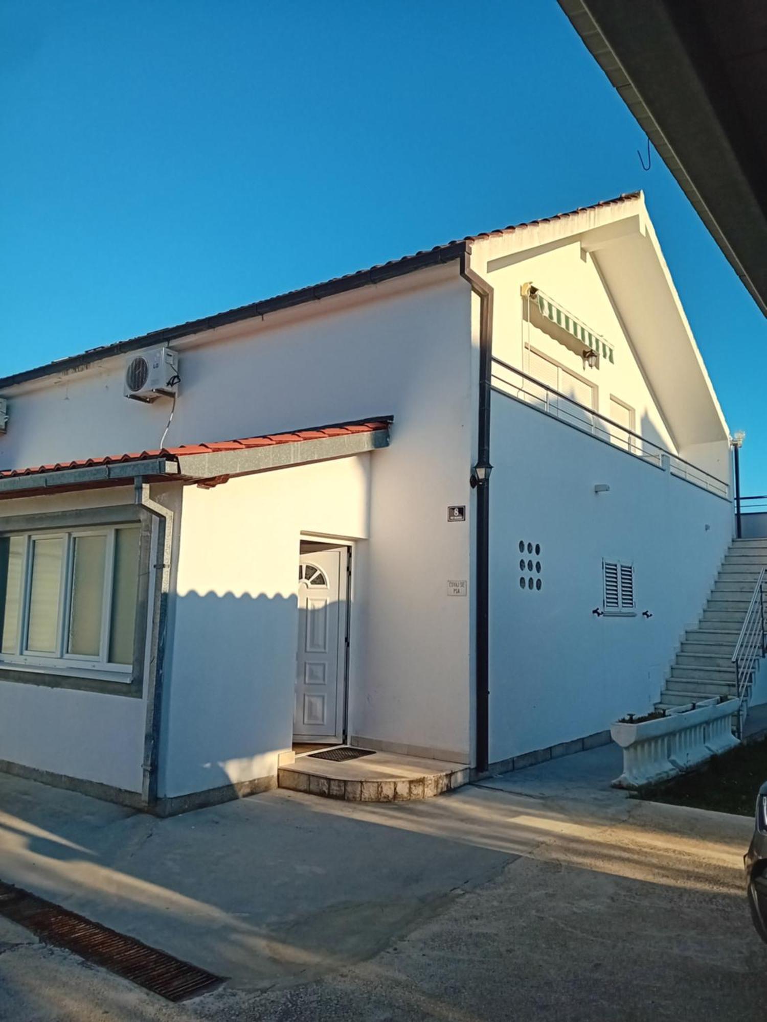 Apartmani Zokic Каштела Екстер'єр фото